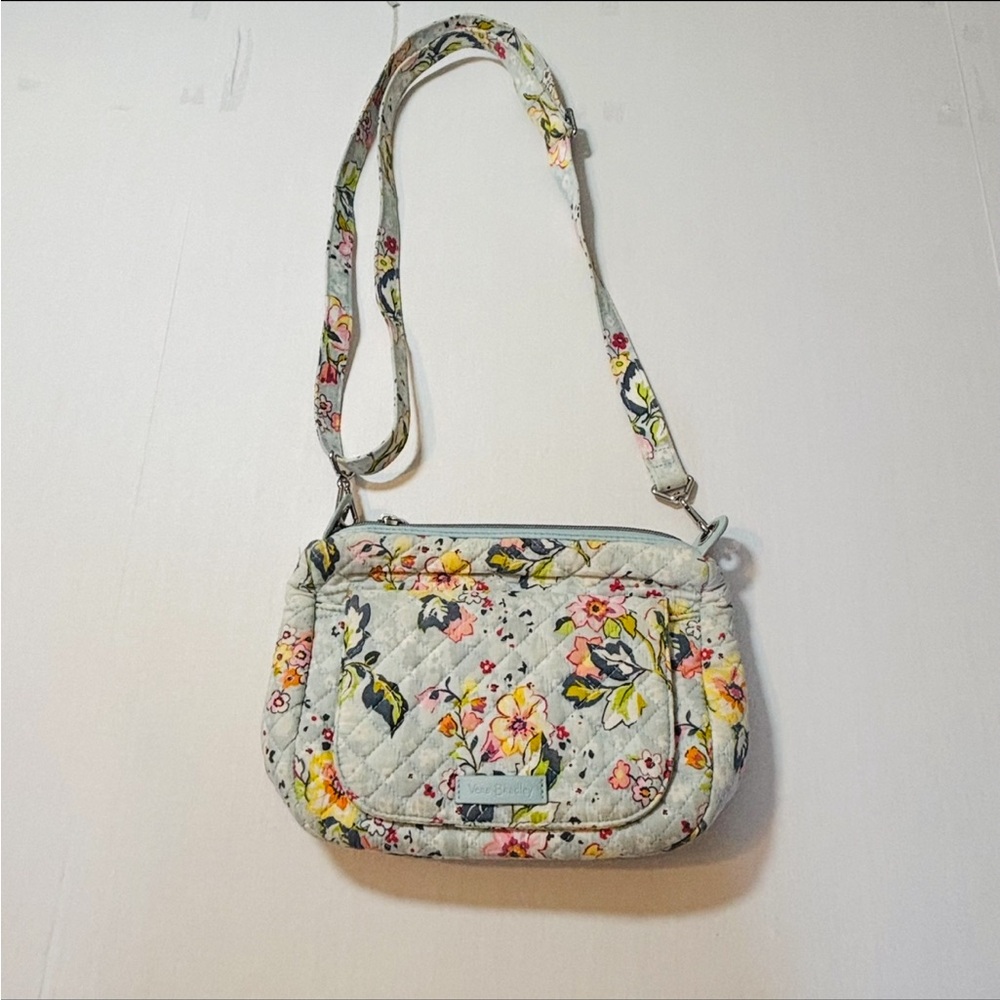 Vera Bradley Carson Crossbody “Floating Garden” Pattern